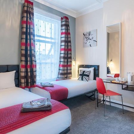 Royal Guest House 2 Hammersmith Лондон Екстериор снимка