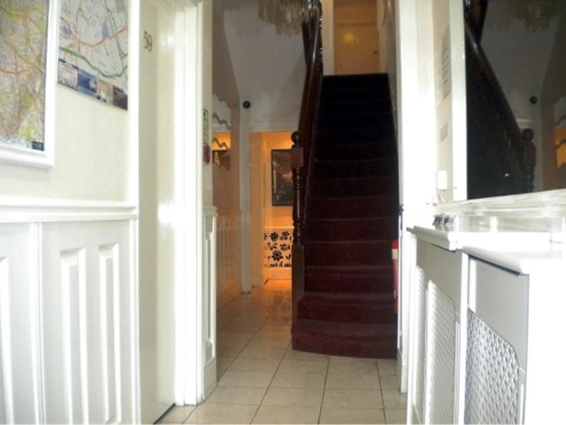 Royal Guest House 2 Hammersmith Лондон Екстериор снимка