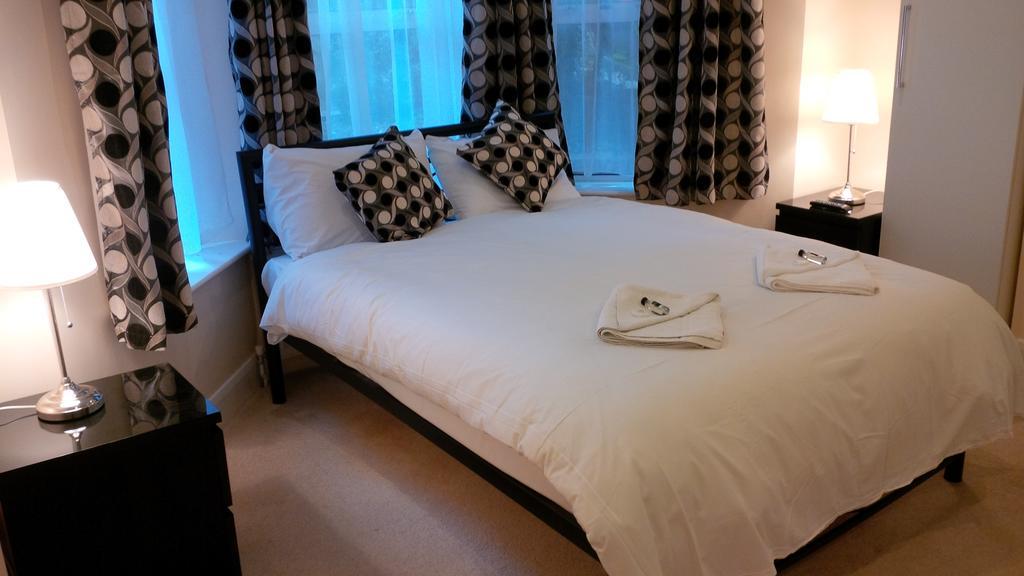 Royal Guest House 2 Hammersmith Лондон Екстериор снимка