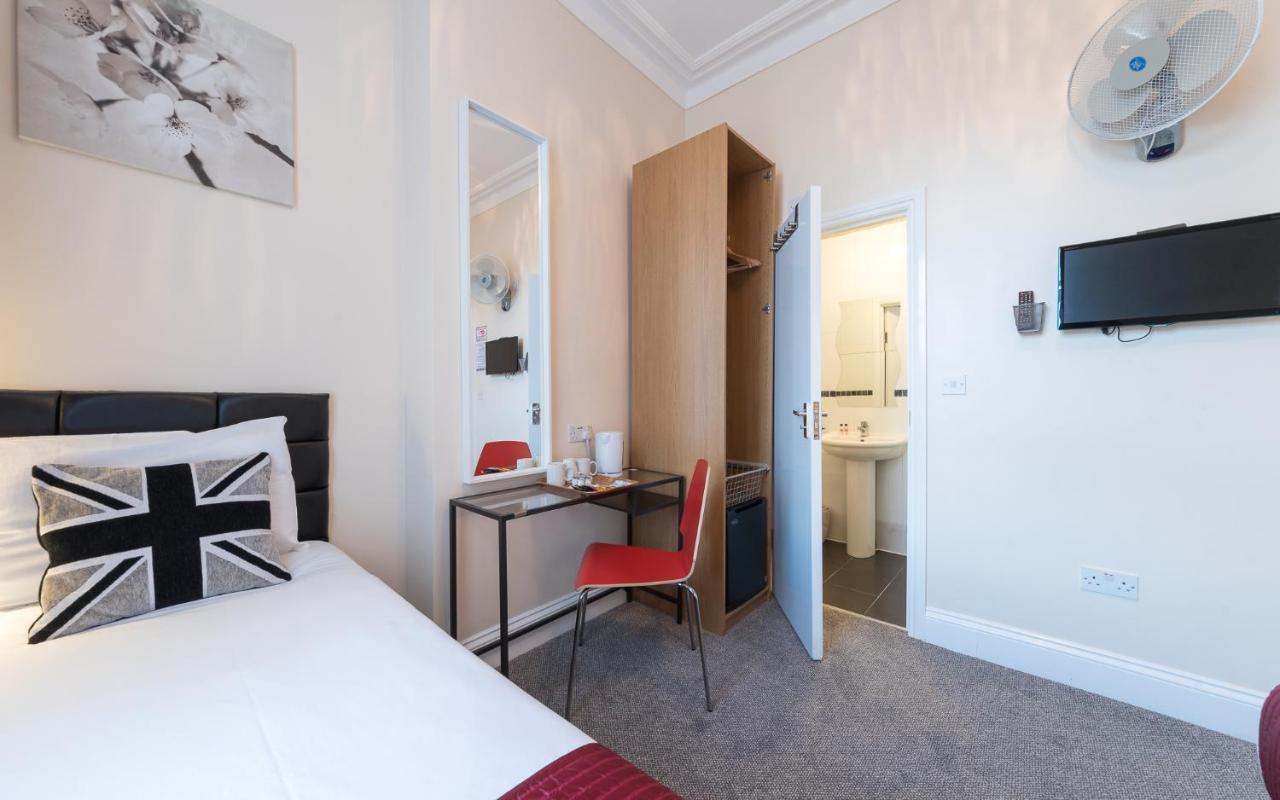 Royal Guest House 2 Hammersmith Лондон Екстериор снимка