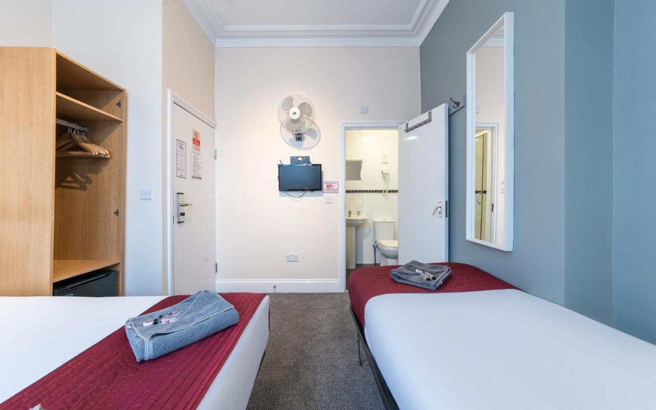 Royal Guest House 2 Hammersmith Лондон Екстериор снимка