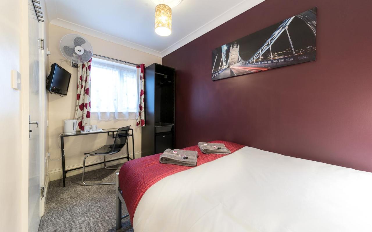 Royal Guest House 2 Hammersmith Лондон Екстериор снимка