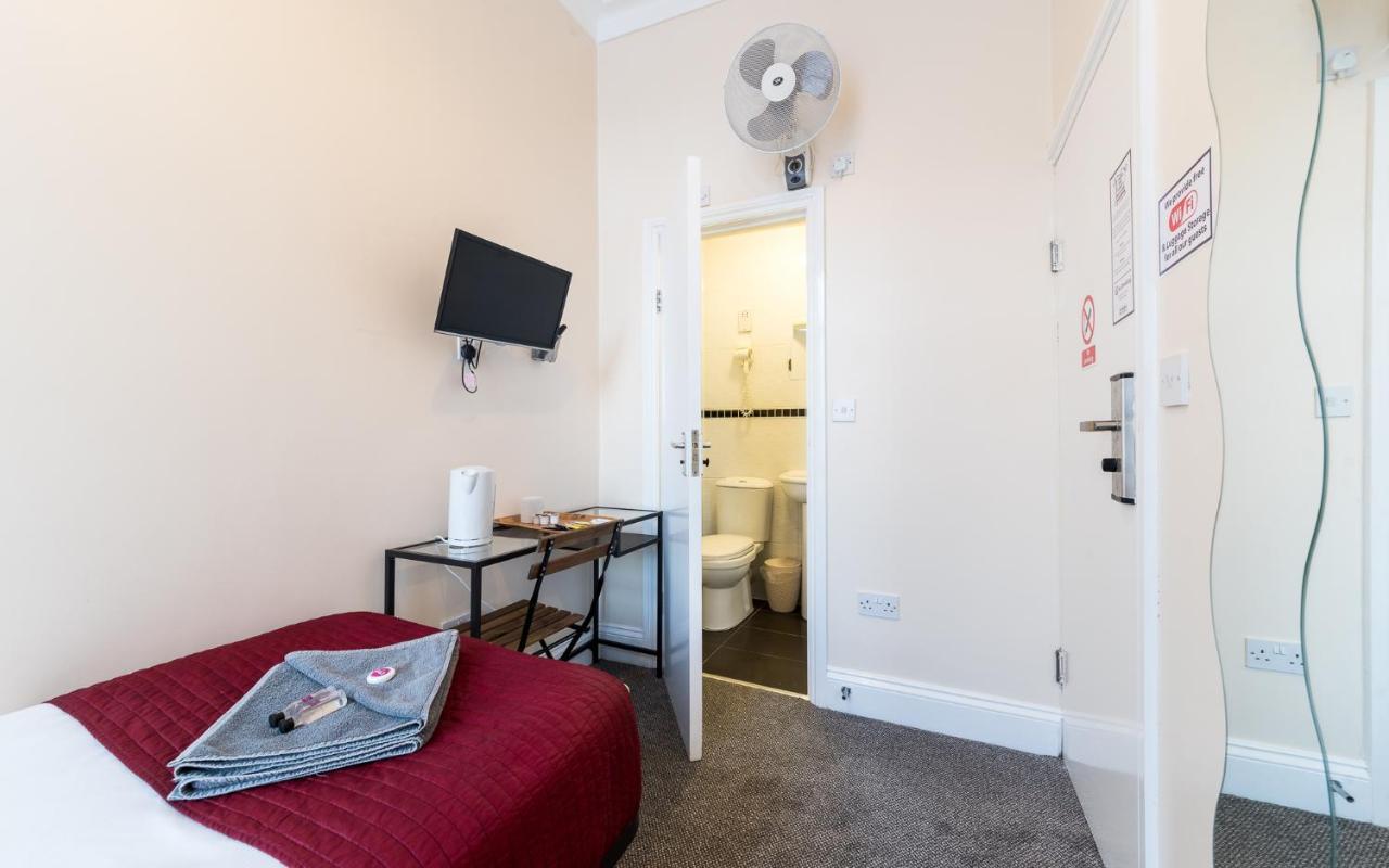 Royal Guest House 2 Hammersmith Лондон Екстериор снимка